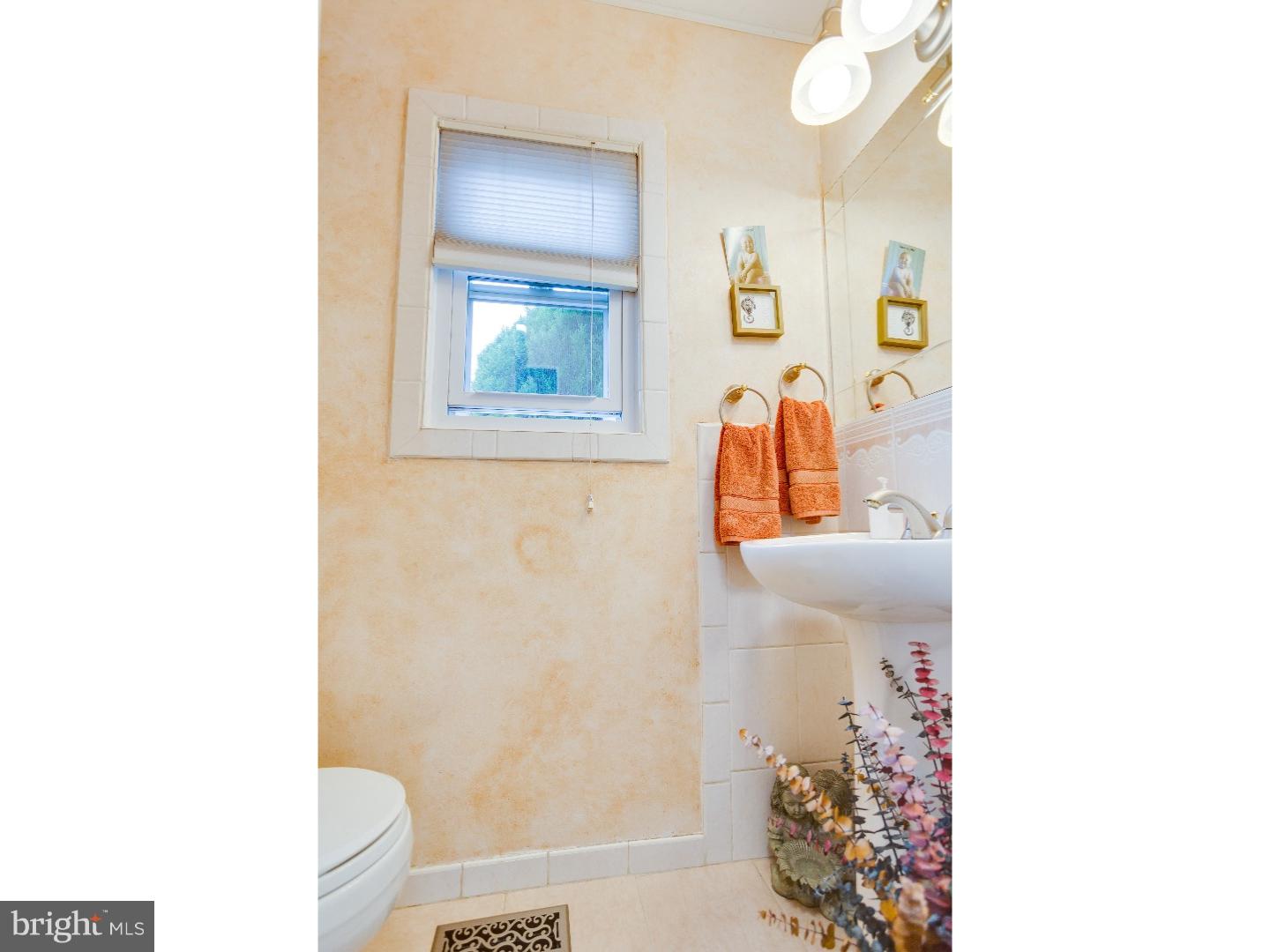 2 Pewter Lane Evesham, NJ 08053 - Photo 7 of 23