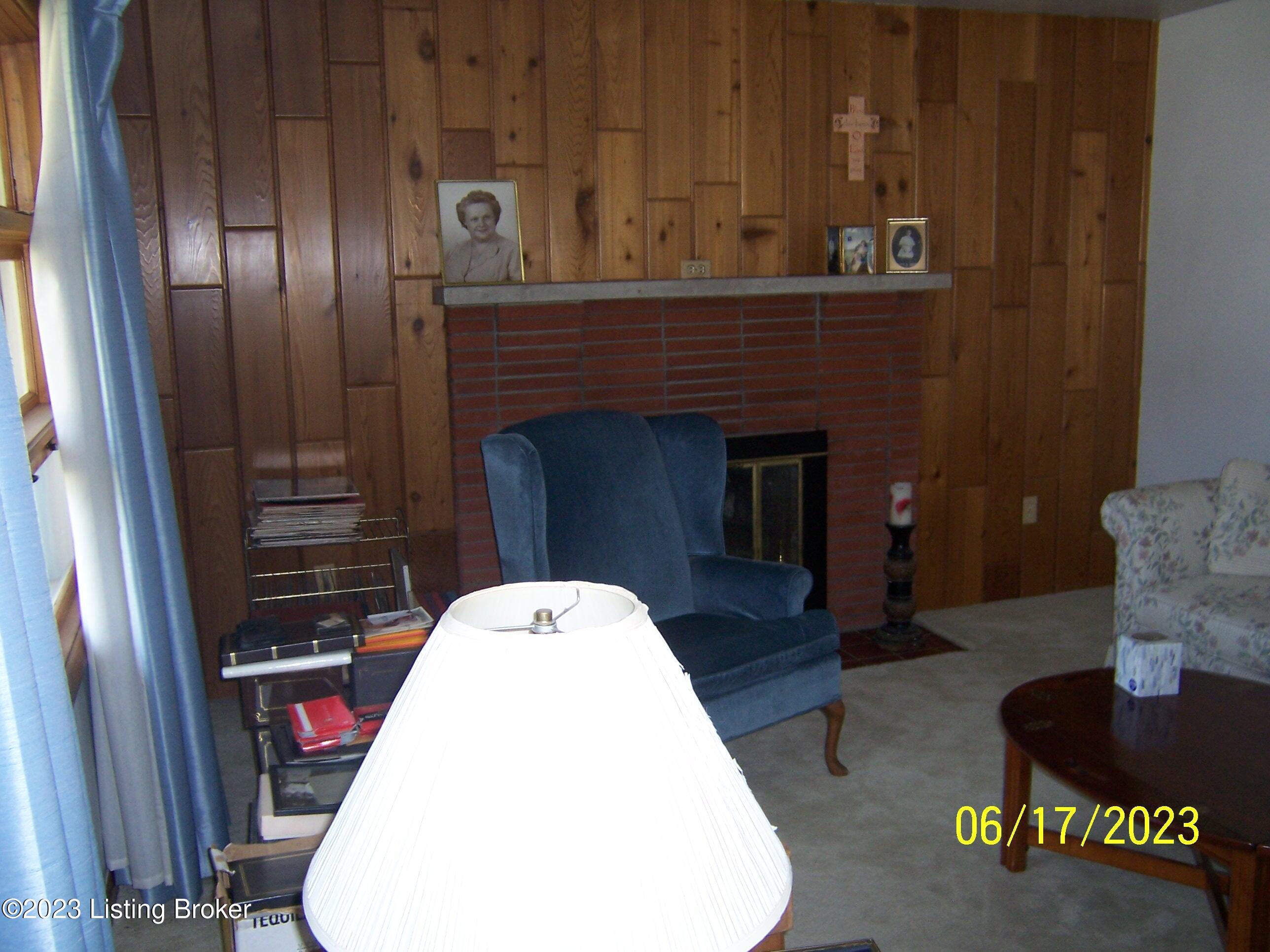 8610 Eula Road Louisville, KY 40219 - Photo 11 of 29 102_1594