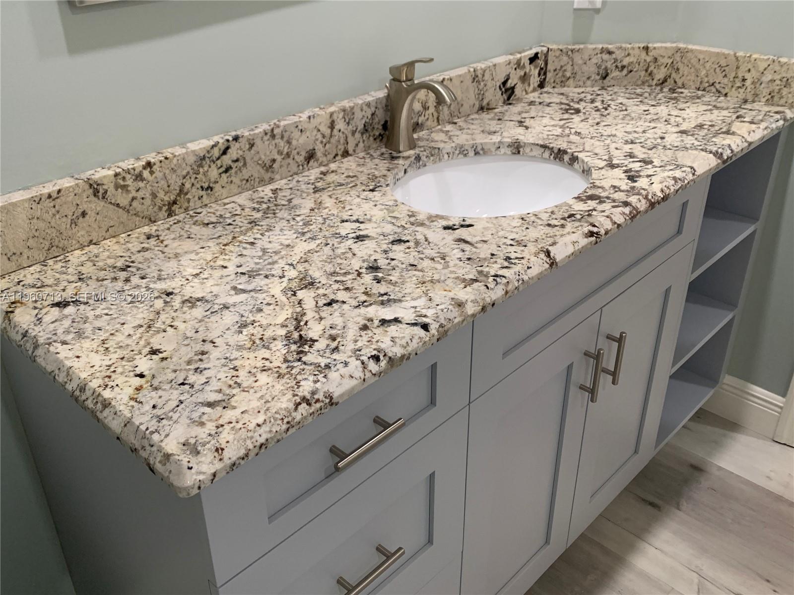 6102 Southeast Landing Way, Unit 14 Stuart, FL 34997 - Photo 21 of 45 Guest Bath