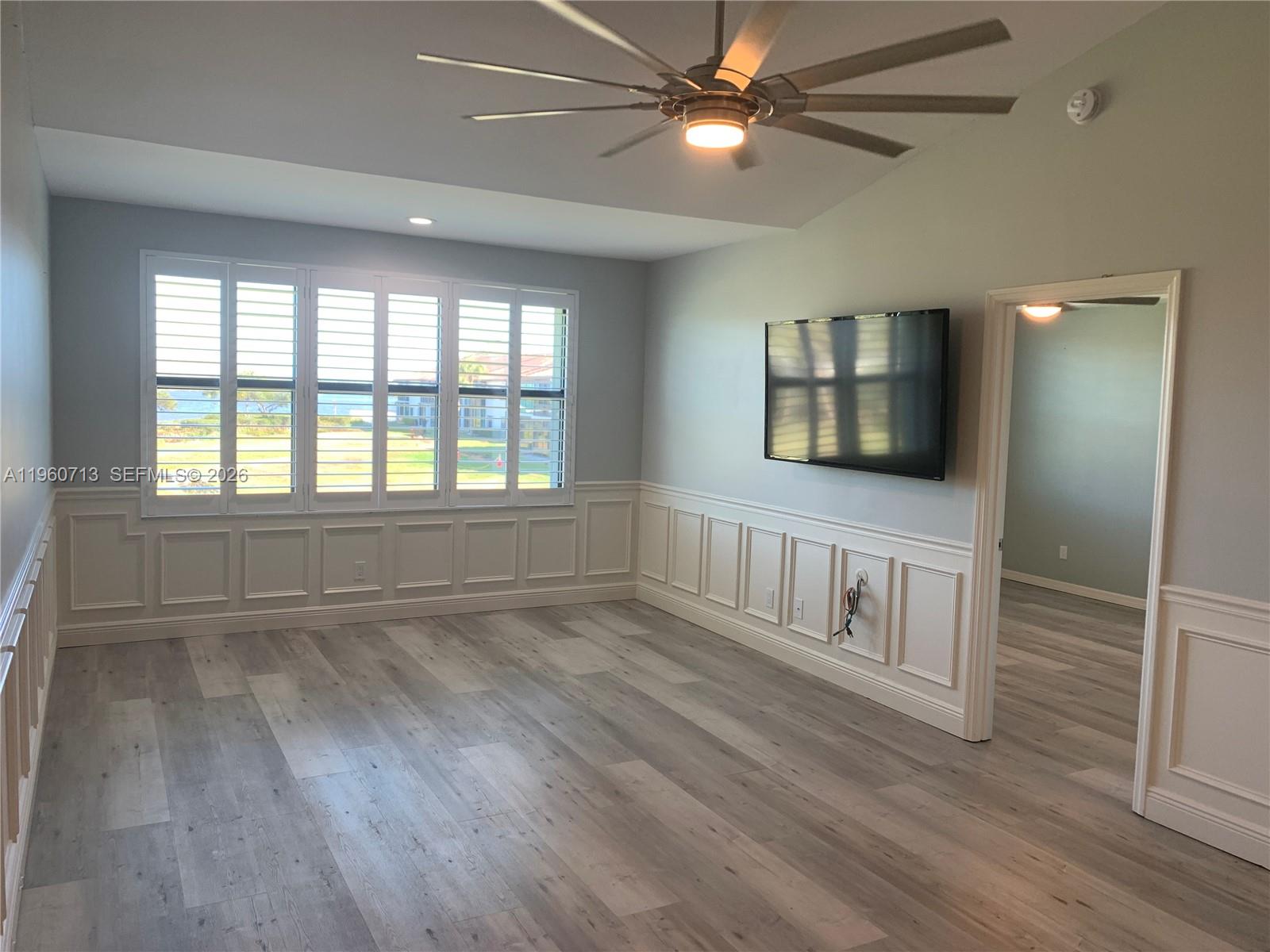 6102 Southeast Landing Way, Unit 14 Stuart, FL 34997 - Photo 29 of 45 Large Designer Fan