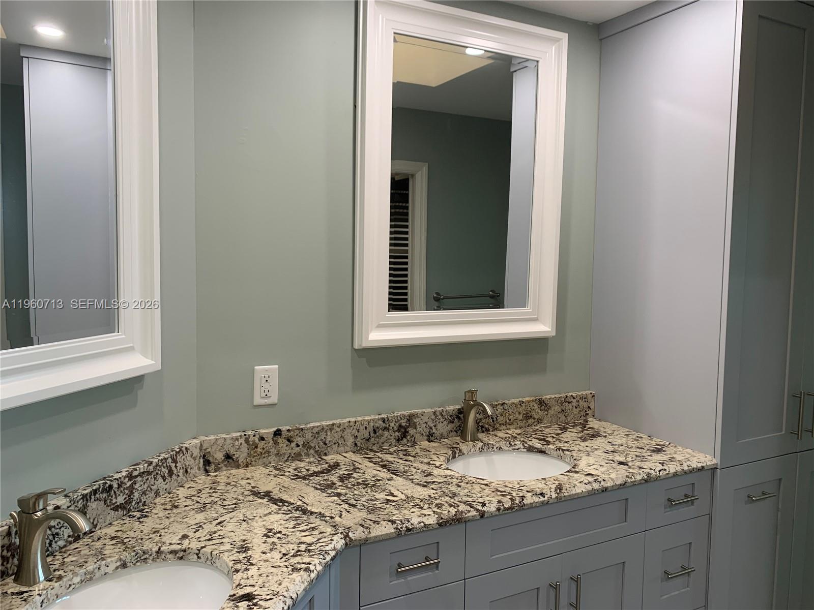 6102 Southeast Landing Way, Unit 14 Stuart, FL 34997 - Photo 34 of 45 Master Bath