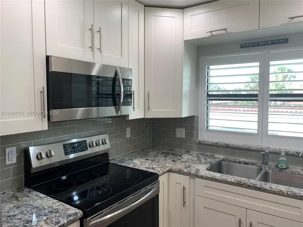 $419,000 | 6102 Southeast Landing Way, Unit 14, Stuart, FL 34997