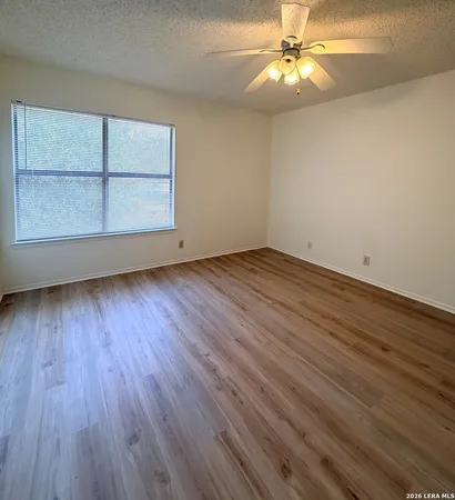 $1,995 | 9202 Roquefort, San Antonio, TX 78250