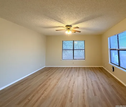 $1,995 | 9202 Roquefort, San Antonio, TX 78250