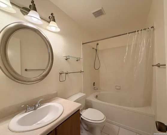 $1,995 | 9202 Roquefort, San Antonio, TX 78250