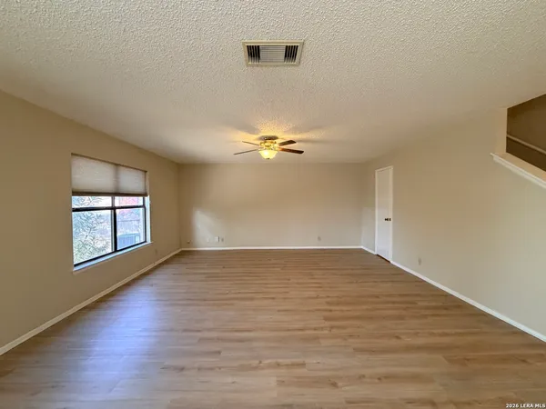 $1,995 | 9202 Roquefort, San Antonio, TX 78250