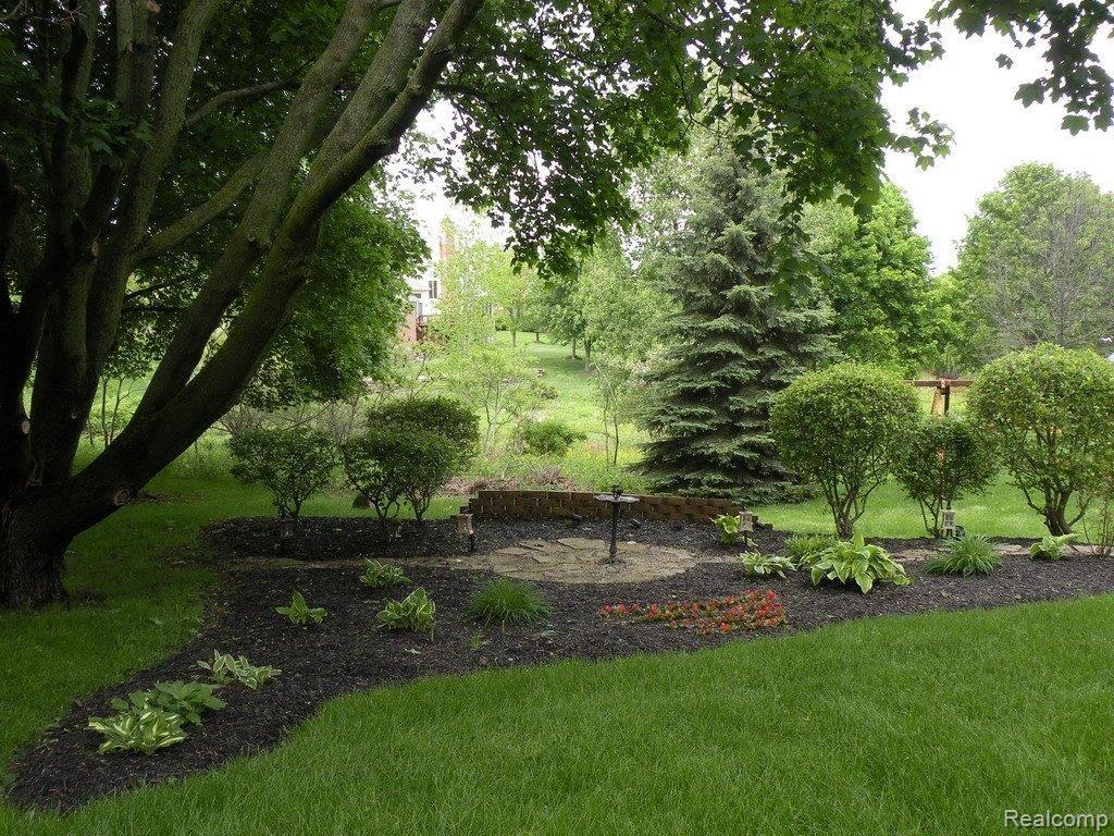 4774 Goodison Pl Drive Rochester, MI 48306 - Photo 24 of 25 Exterior