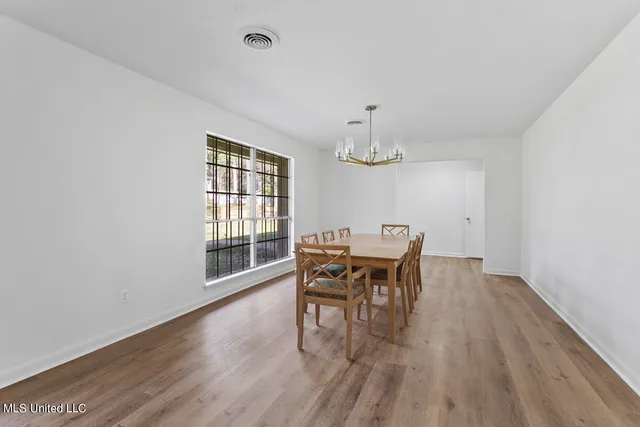 $344,900 | 4810 Shadowwood Drive, Jackson, MS 39211