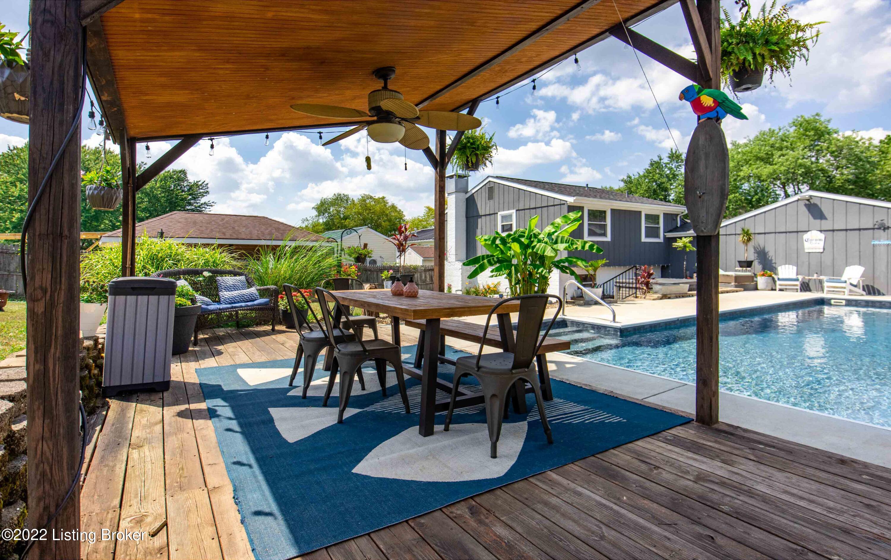 7402 Bluffington Road Louisville, KY 40291 - Photo 47 of 62 7402-Bluffington-Rd_052