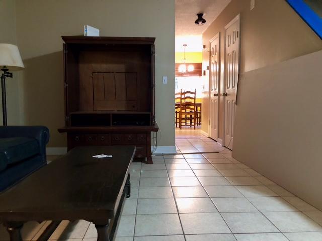 294 Fleming Road, Unit B Charleston, SC 29412 - Photo 7 of 11 Living Room & Hall