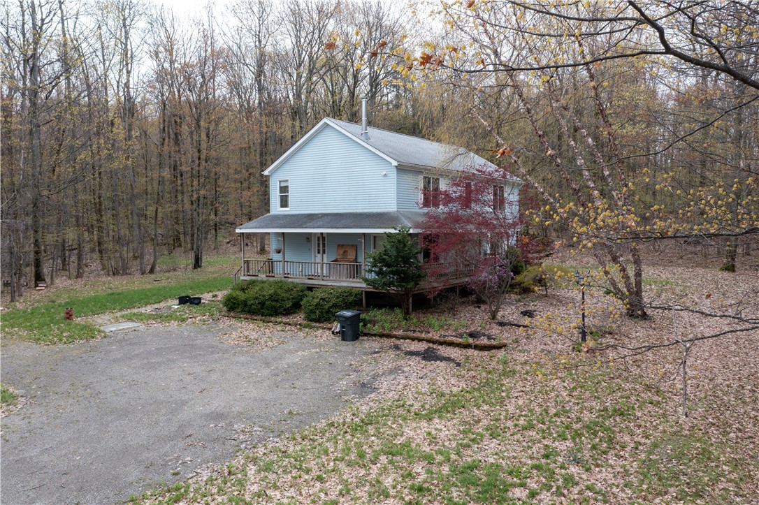 7585 Hynes Road Sparta, NY 14437 - Photo 3 of 15