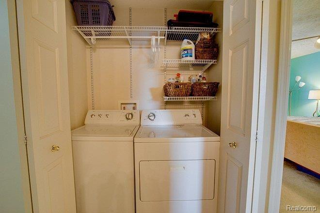 527 Hewitt Street Howell, MI 48843 - Photo 12 of 16 Laundry.jpg