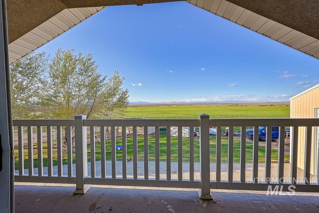 24 Harris Circle Shoshone, ID 83352 - Photo 24 of 39 View of balcony