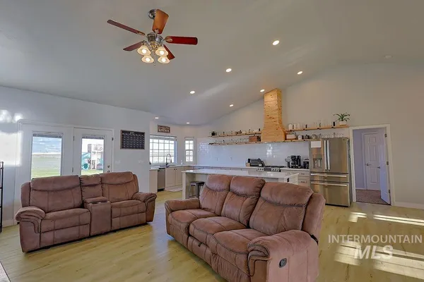 $650,000 | 24 Harris Circle, Shoshone, ID 83352