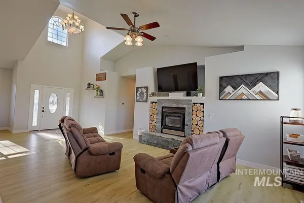 $650,000 | 24 Harris Circle, Shoshone, ID 83352