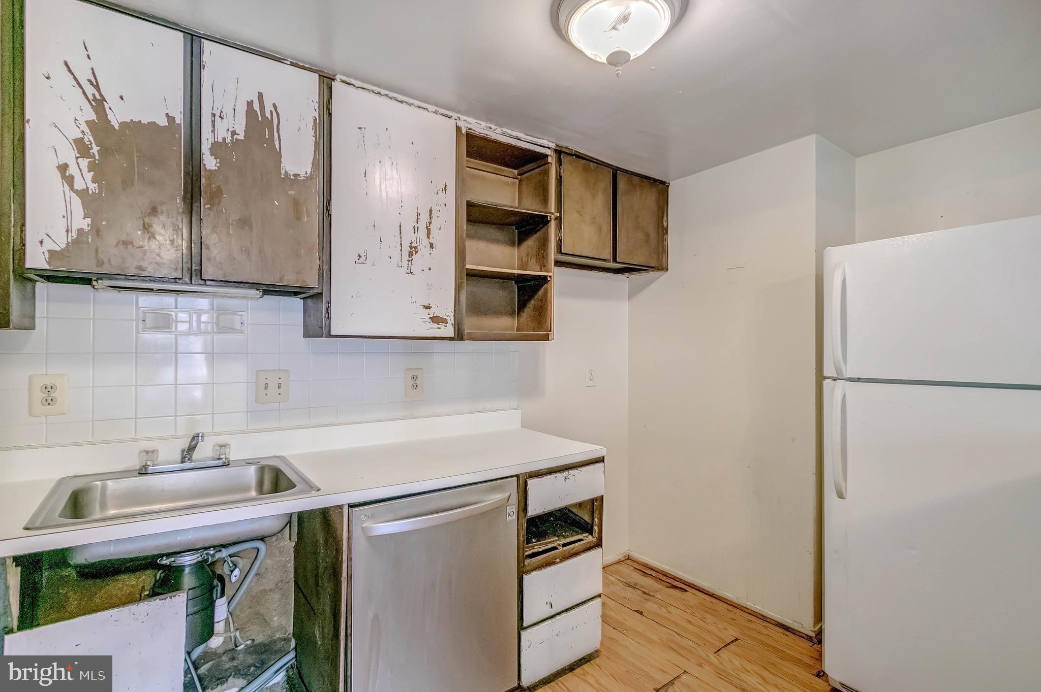 9611 Brassie Way Montgomery Village, MD 20886 - Photo 17 of 32