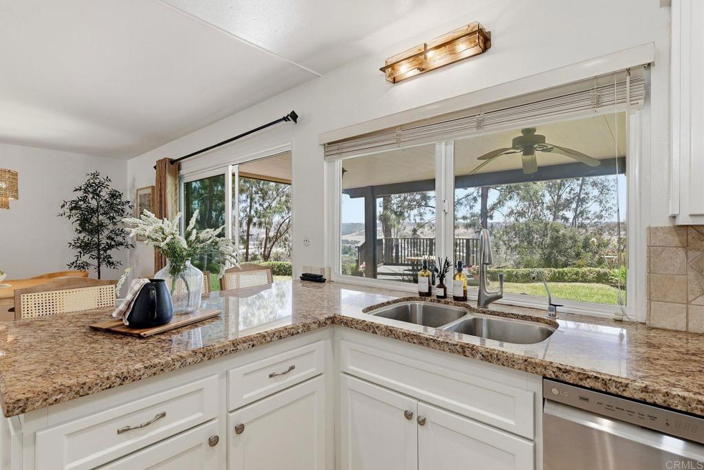 13619 Atoka Place Poway, CA 92064 - Photo 13 of 37