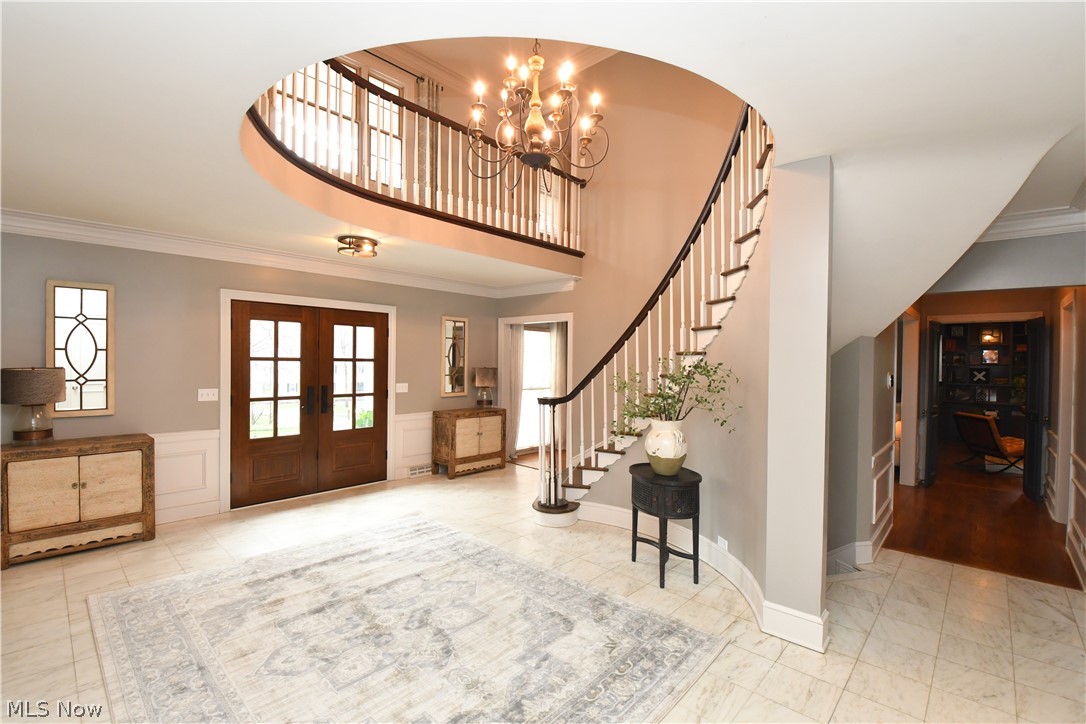 2307 Lancaster Road Akron, OH 44313 - Photo 3 of 48