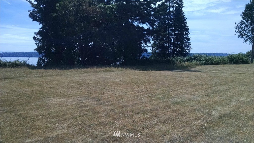 6600 Humphrey Road Clinton, WA 98236 - Photo 9 of 17 Gallery Image 9