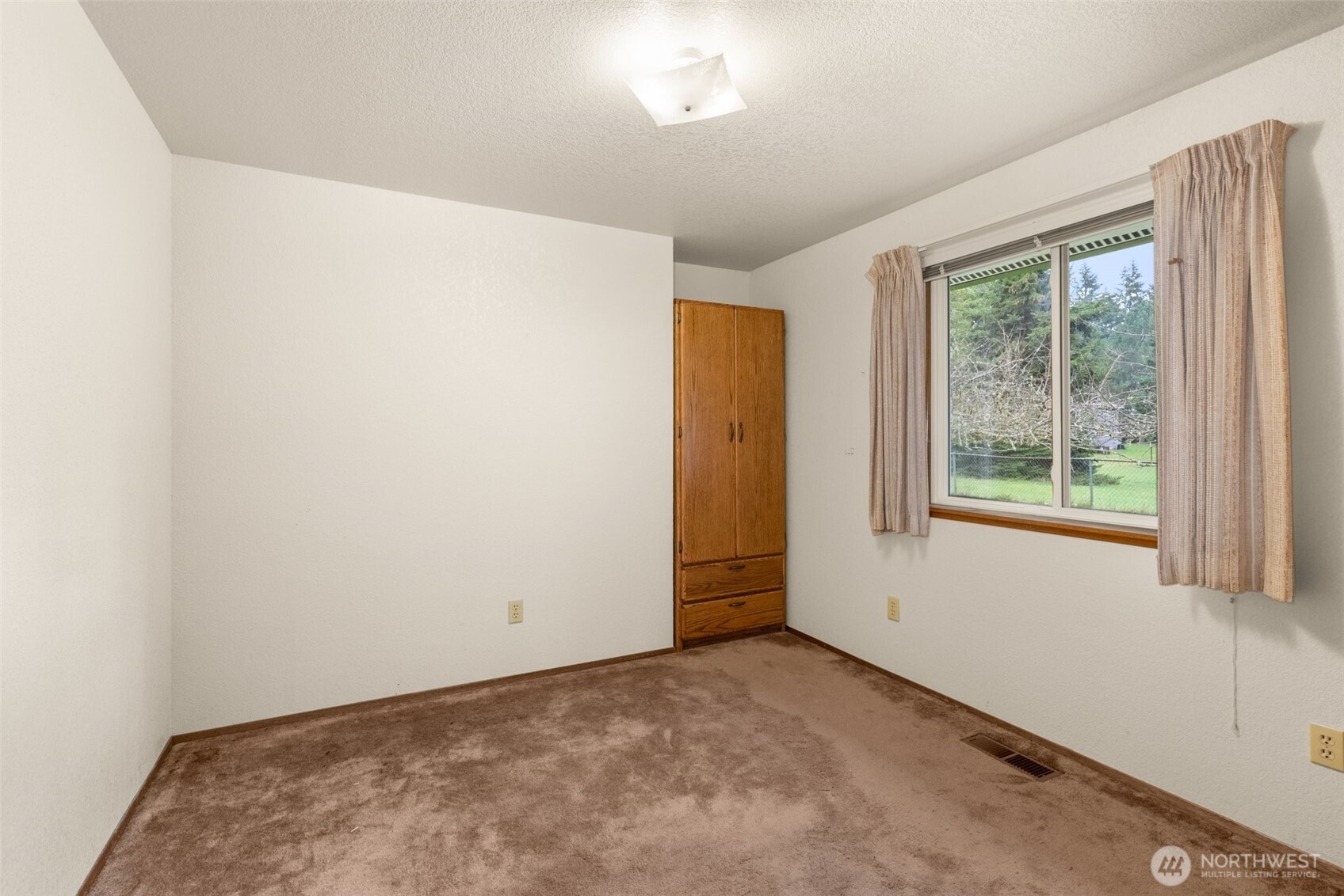 169 Devereese Road, Unit C Chehalis, WA 98532 - Photo 12 of 29 Gallery Image 12