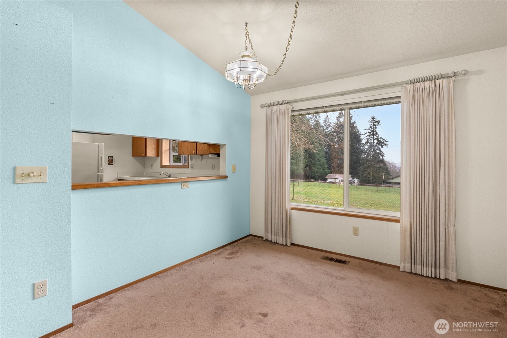 169 Devereese Road, Unit C Chehalis, WA 98532 - Photo 6 of 29 Gallery Image 6