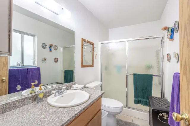 $379,900 | 2350 Amethyst Way, Redding, CA 96003