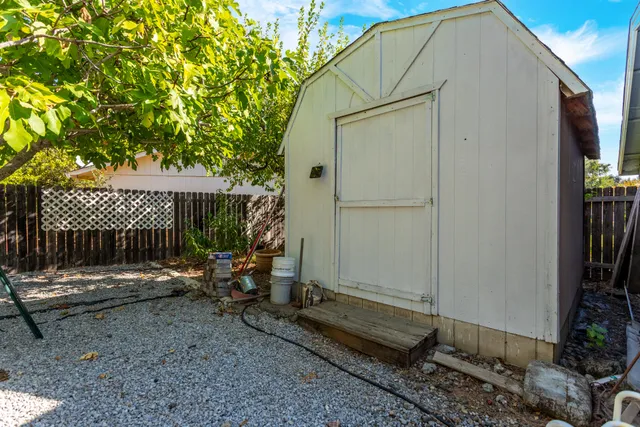 $379,900 | 2350 Amethyst Way, Redding, CA 96003