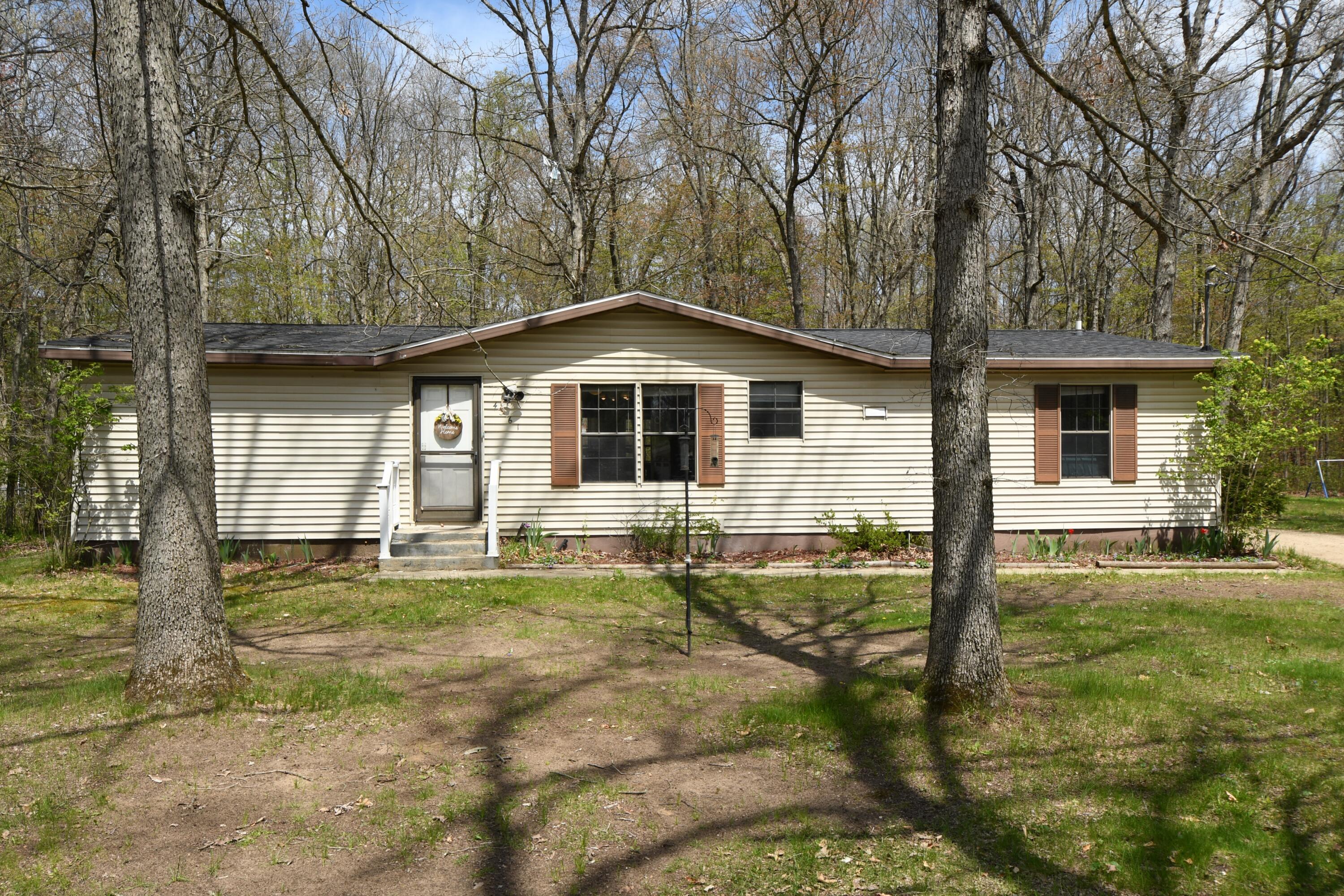 4361 Moore Road Allegan, MI 49010 - Photo 34 of 47 DSC_2060