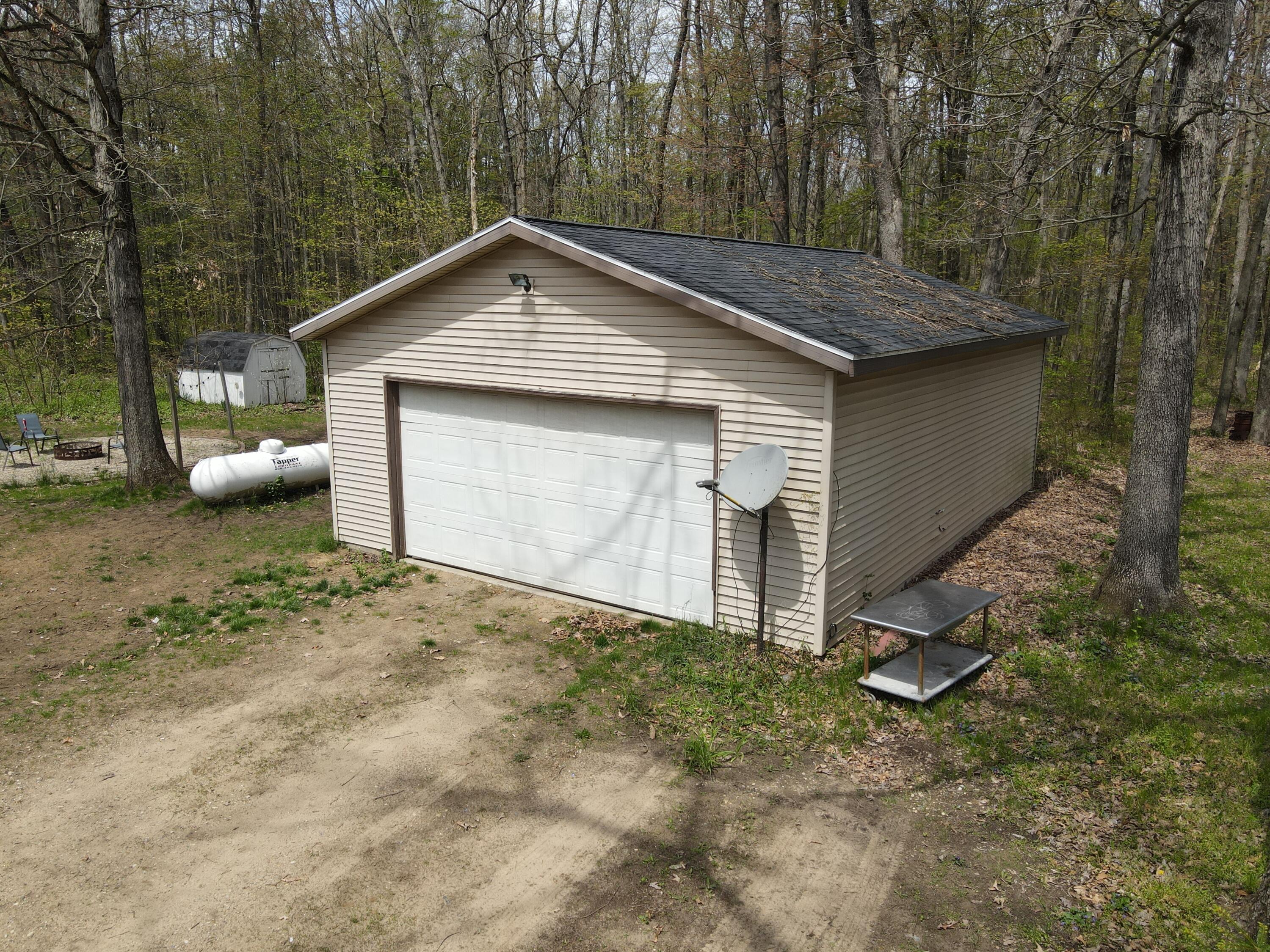 4361 Moore Road Allegan, MI 49010 - Photo 9 of 47 DJI_0297