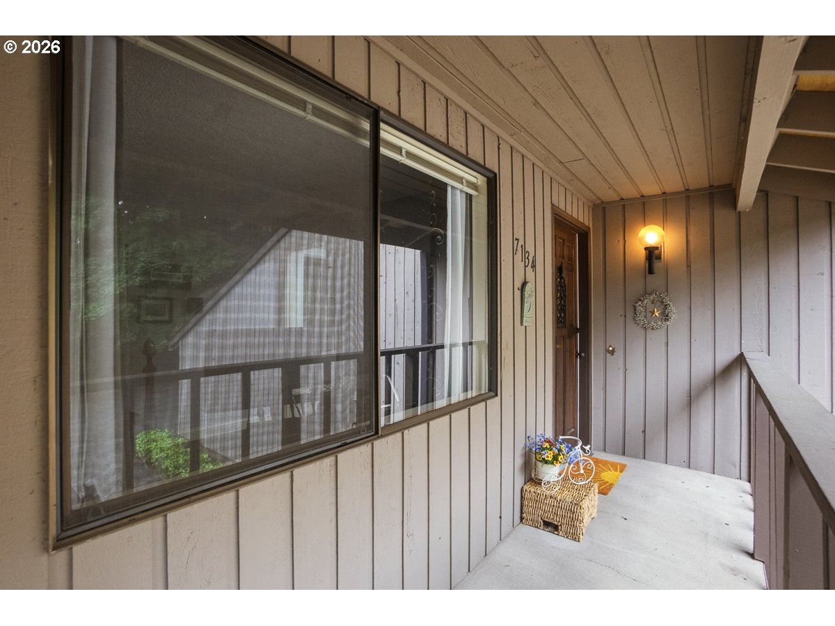 7134 Southwest Murray Boulevard Beaverton, OR 97008 - Photo 34 of 38