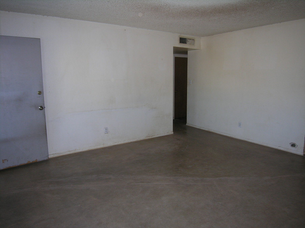 2908 South Newberry Road Tempe, AZ 85282 - Photo 8 of 14 LR2