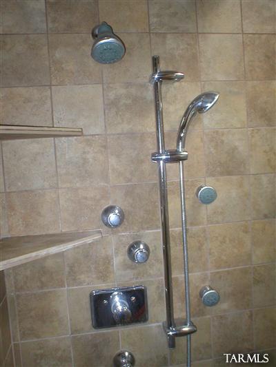 4613 North Mountain Quail Road Tucson, AZ 85750 - Photo 8 of 14 Gallery Image 8