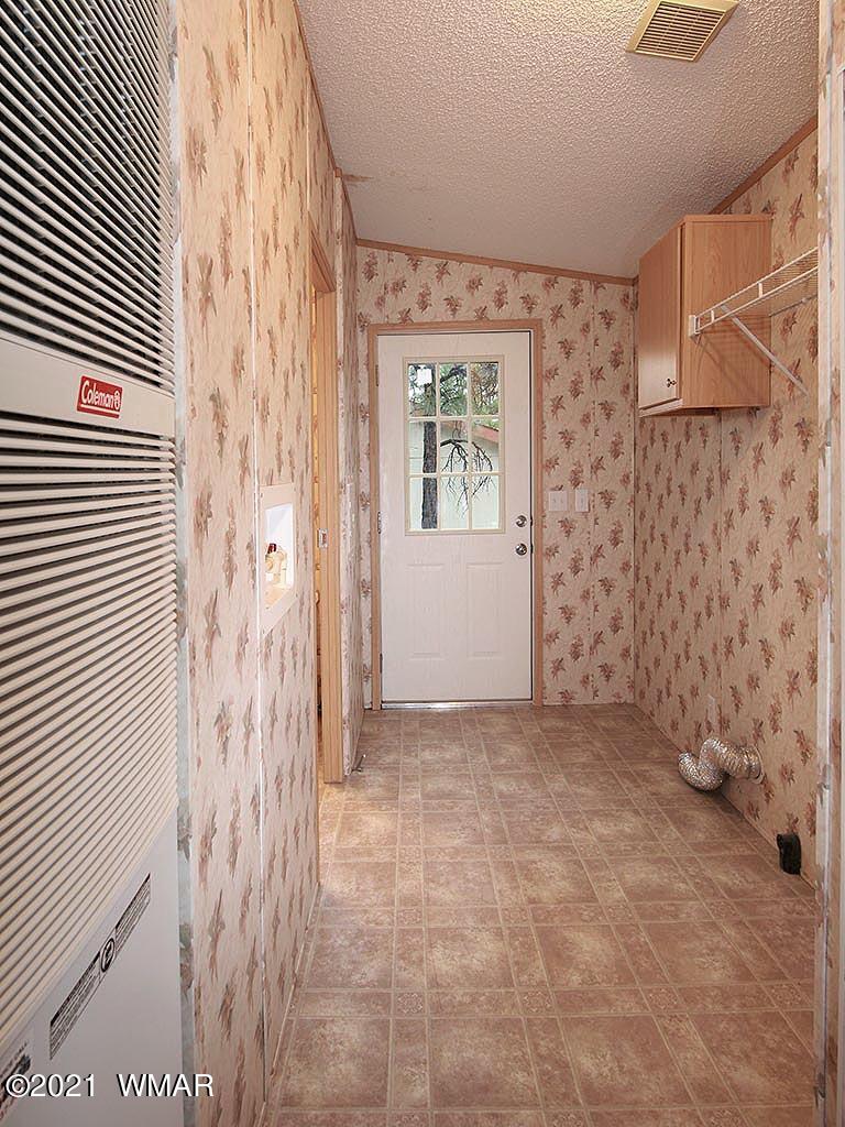 421 Timber Ridge Loop Show Low, AZ 85901 - Photo 16 of 25 Gallery Image 16