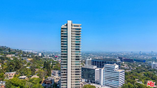 $2,100,000 | 9255 Doheny Road, Unit 2504, West Hollywood, CA 90069
