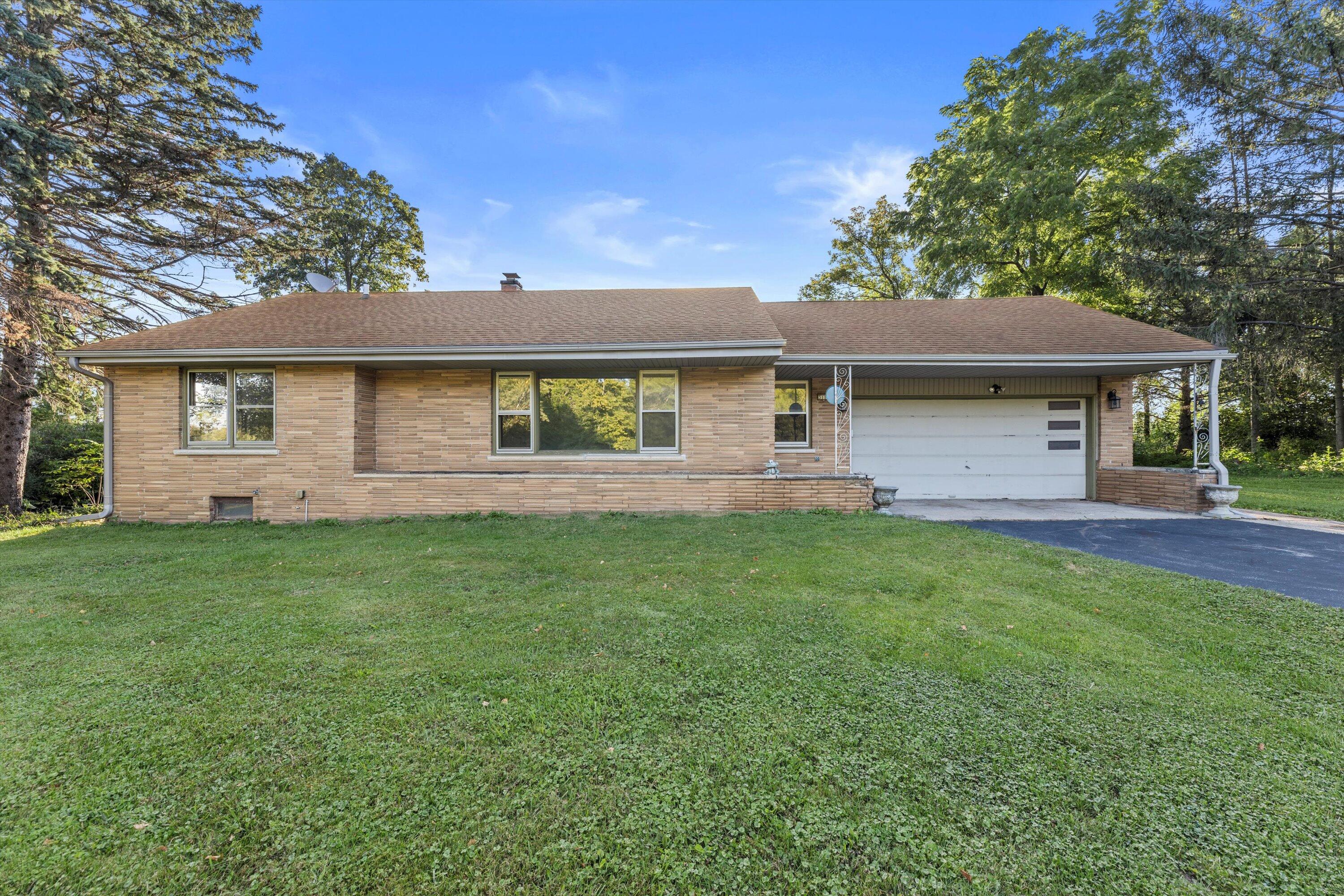 3110 South Wehr Road New Berlin, WI 53146 - Photo 1 of 1 01-IMG_1830