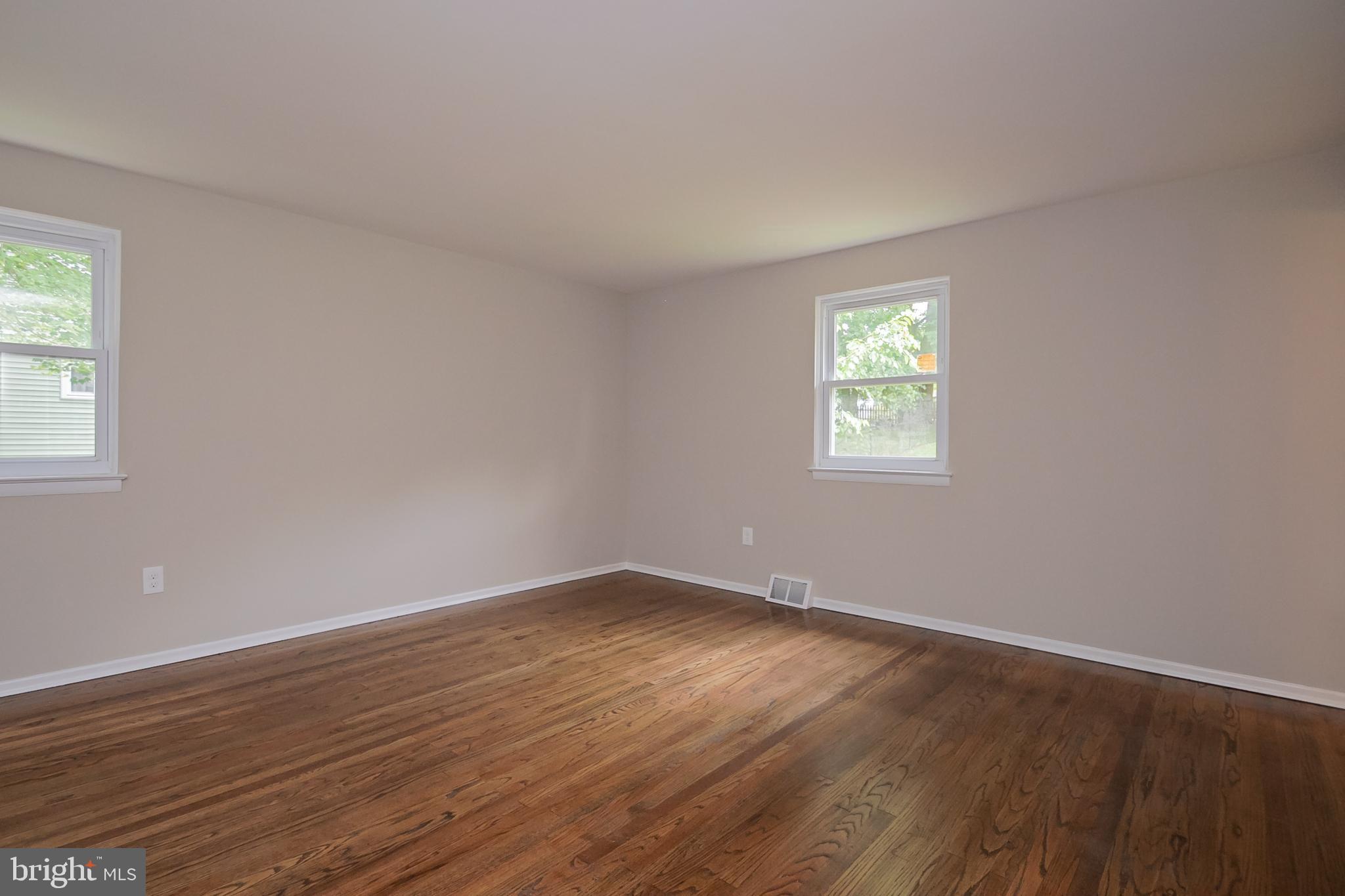 435 Hidden Valley Road Aston, PA 19014 - Photo 18 of 27 Master Bedroom