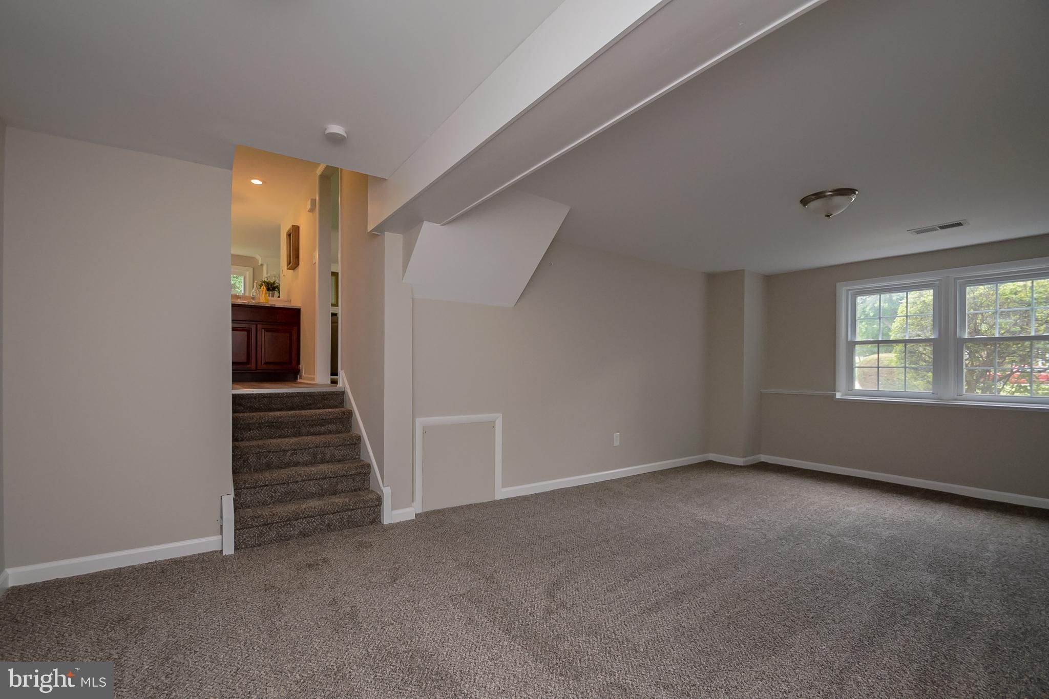 435 Hidden Valley Road Aston, PA 19014 - Photo 22 of 27 Family Room