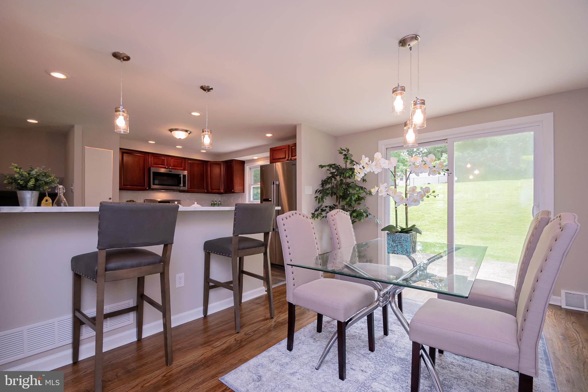 435 Hidden Valley Road Aston, PA 19014 - Photo 7 of 27 Breakfast Bar