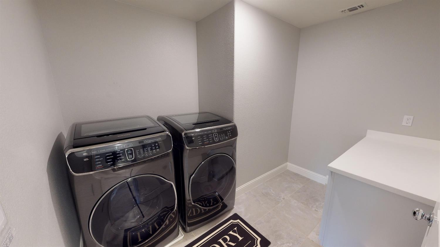 505 Alpine Way Madera, CA 93636 - Photo 23 of 47 Gallery Image 23