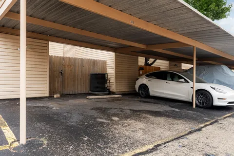 $275,000 | 8400 Jamestown Drive, Unit 310, Austin, TX 78758
