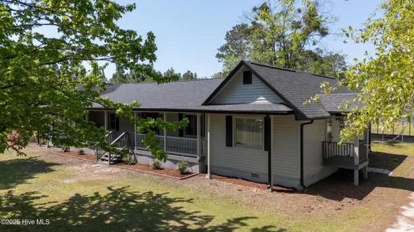 $380,000 | 2290 Highway 306, Grantsboro, NC 28529