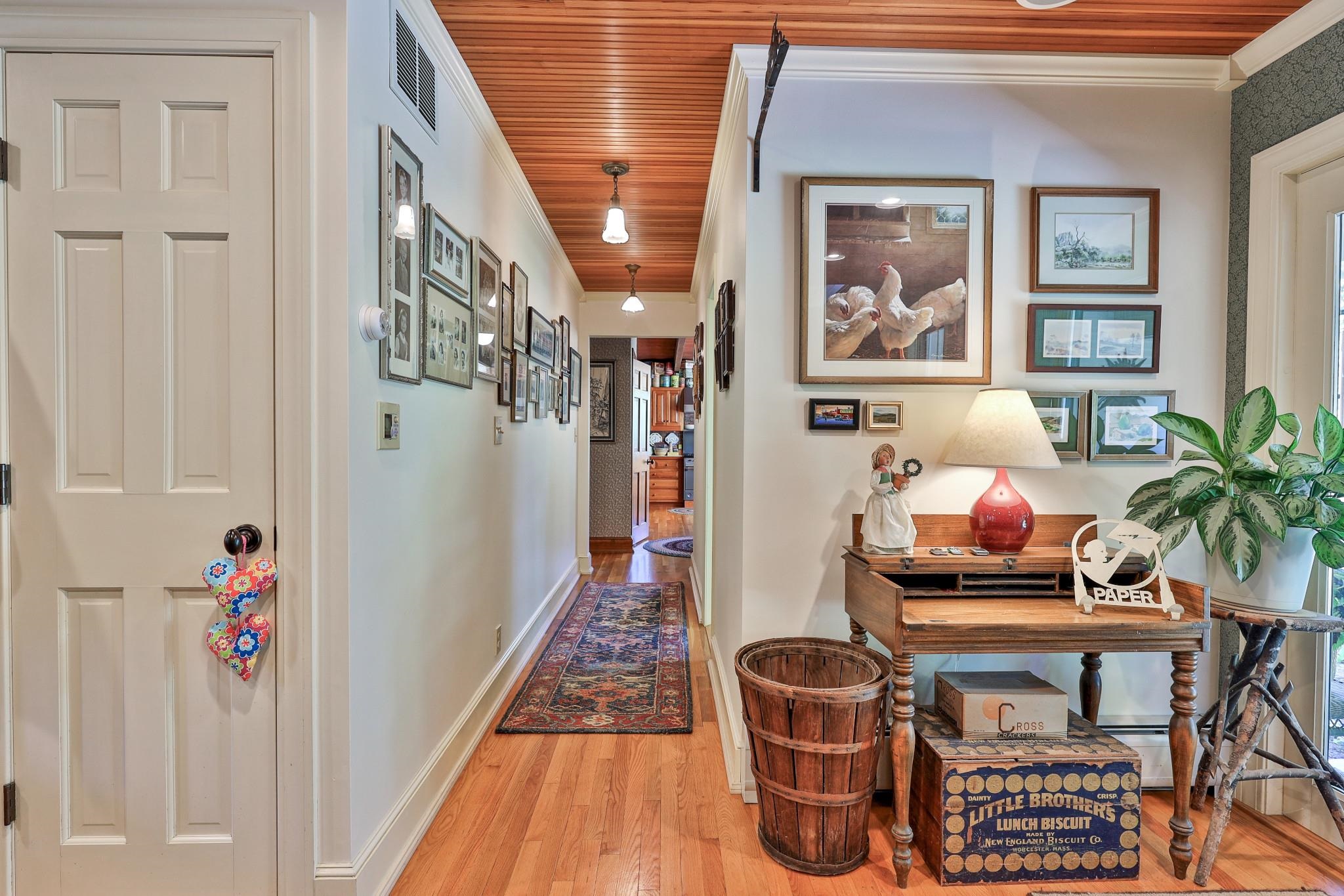 254 Town Line Road Plymouth, VT 05056 - Photo 17 of 60