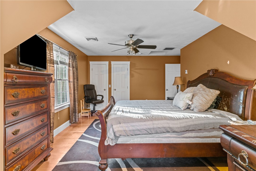 413 Hope Furnace Road Hope, RI 02831 - Photo 22 of 44