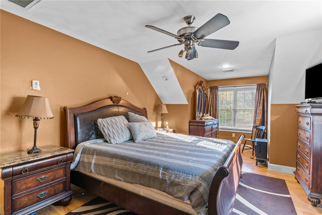 413 Hope Furnace Road Hope, RI 02831 - Photo 24 of 44