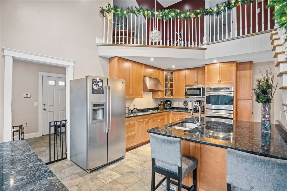 413 Hope Furnace Road Hope, RI 02831 - Photo 6 of 44