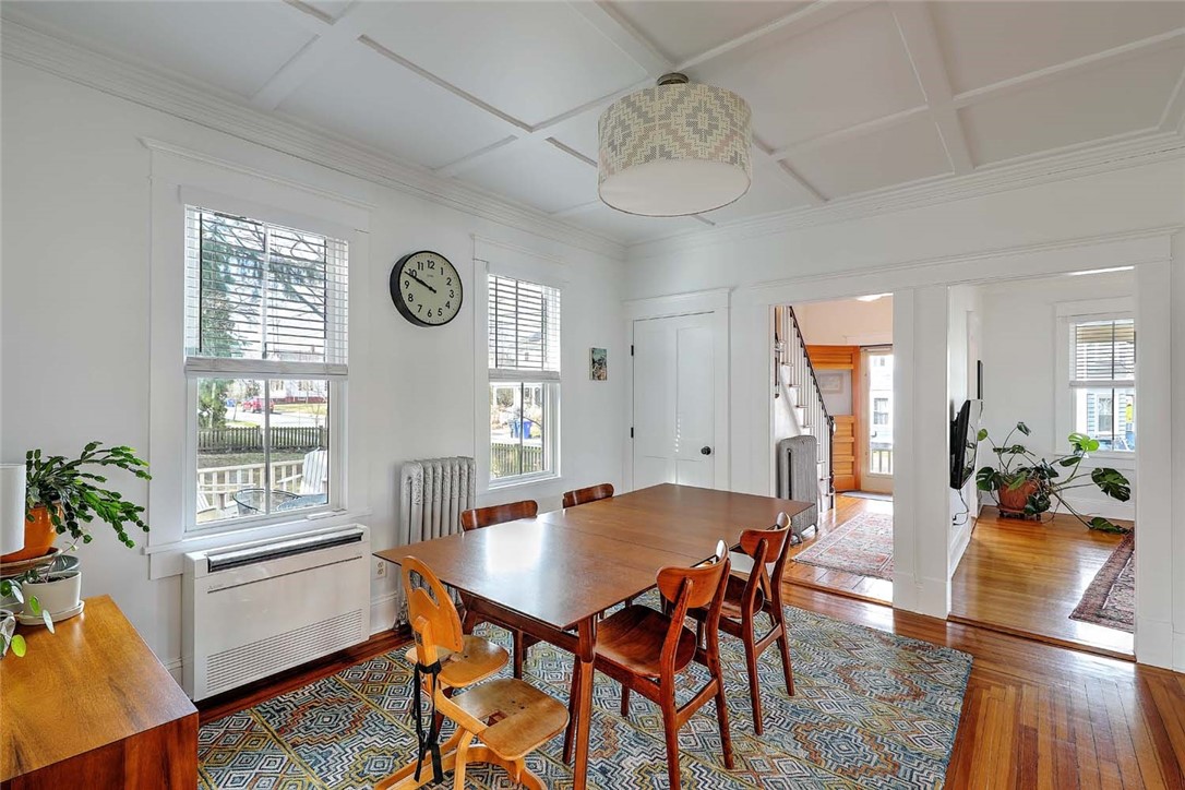 27 Sowamsett Avenue Warren, RI 02885 - Photo 11 of 50