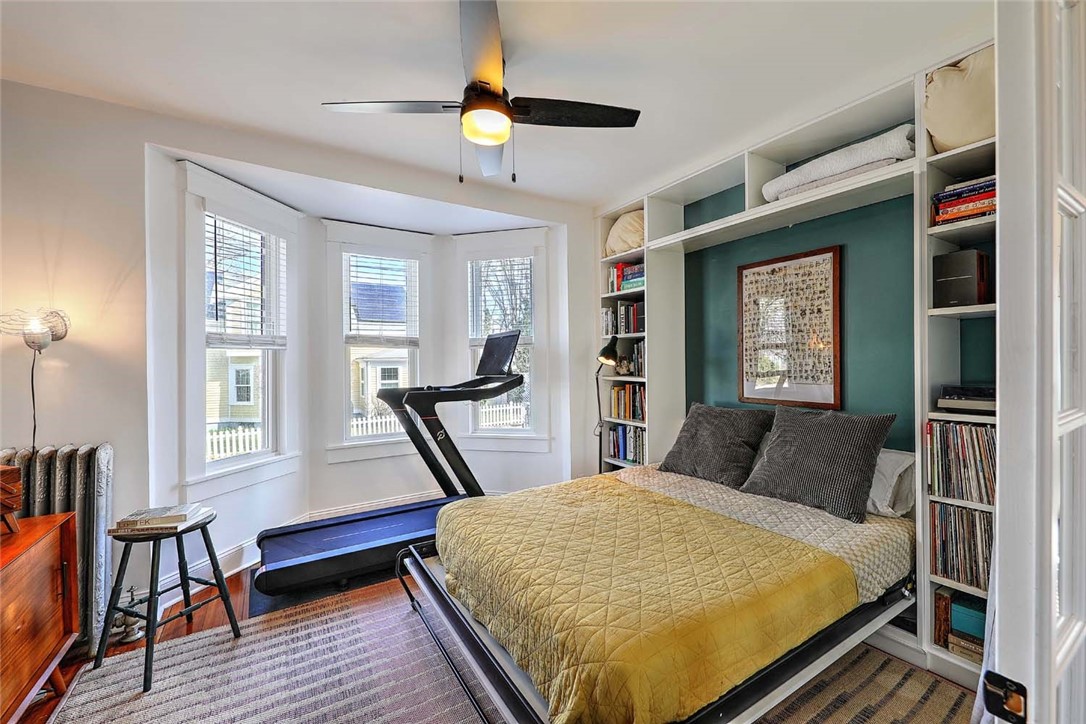 27 Sowamsett Avenue Warren, RI 02885 - Photo 19 of 50 Guest Room/Excercise Room