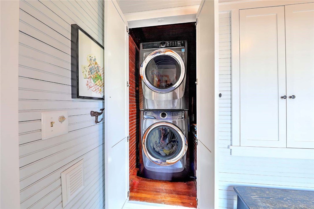 27 Sowamsett Avenue Warren, RI 02885 - Photo 24 of 50 Laundry in Mud Room