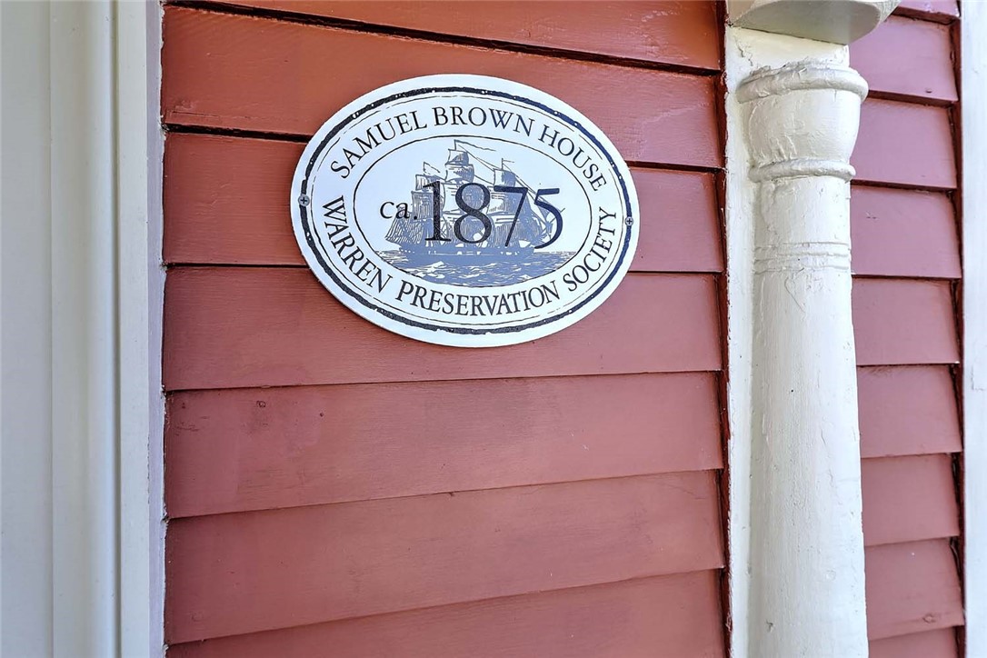 27 Sowamsett Avenue Warren, RI 02885 - Photo 3 of 50