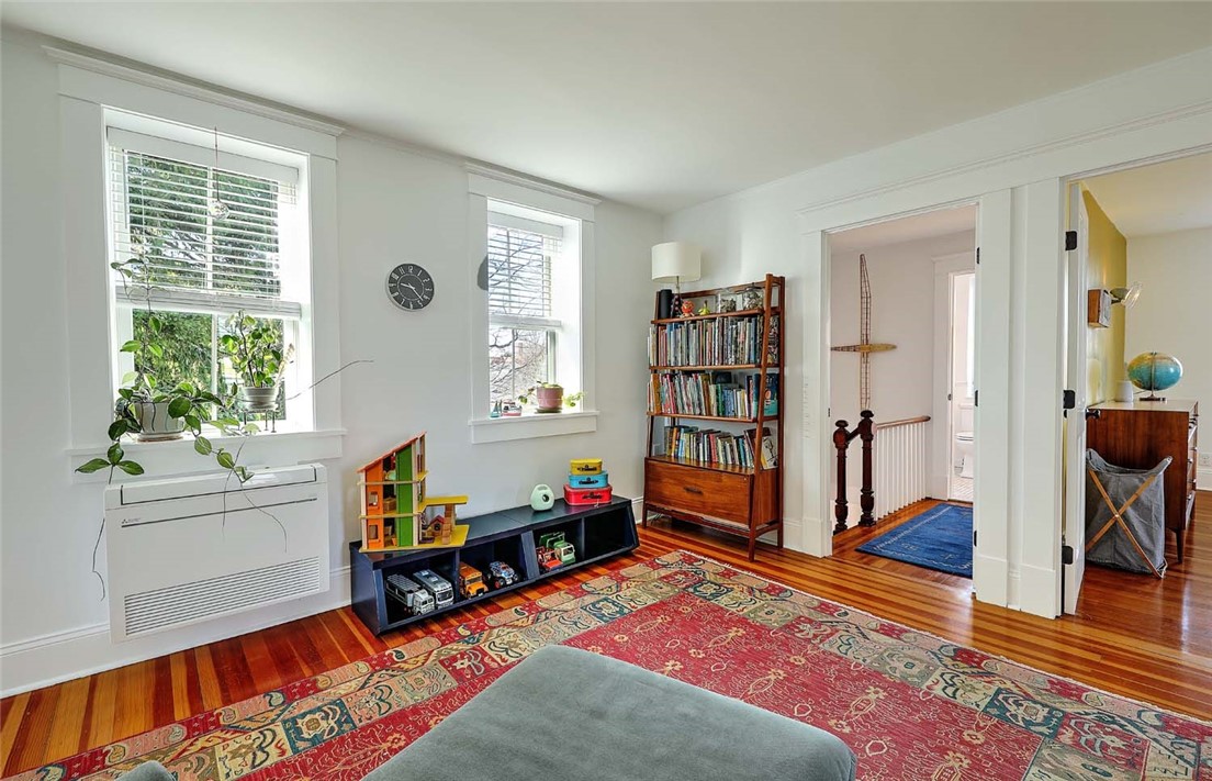 27 Sowamsett Avenue Warren, RI 02885 - Photo 31 of 50